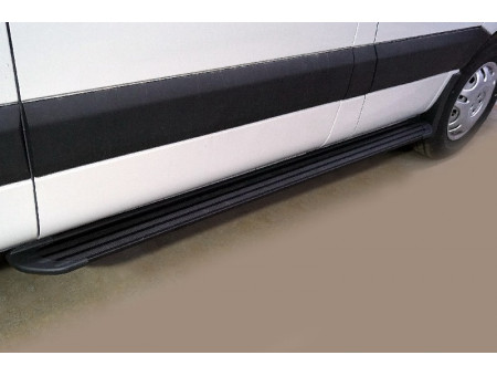 Порог алюминиевый ''Slim line Black'' 2020 мм правый L1H1 3.5T